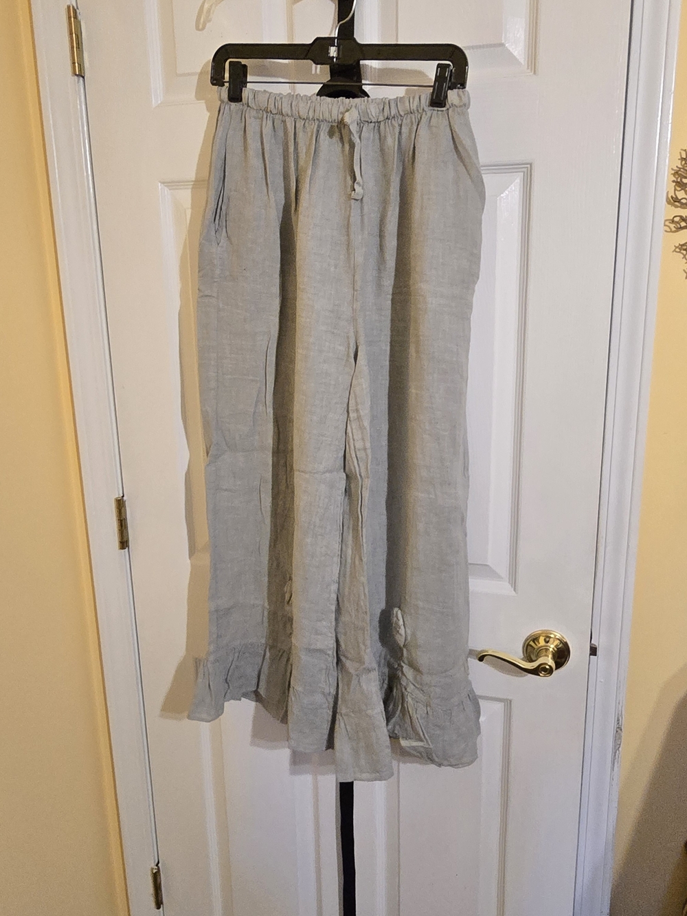 Women's Light Gray Linen Wide-Leg Ruffle Hem Pants